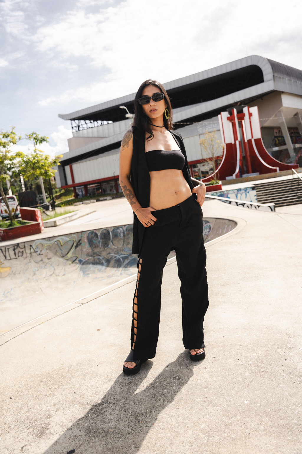 OPEN MIND PANTS IN BLACK