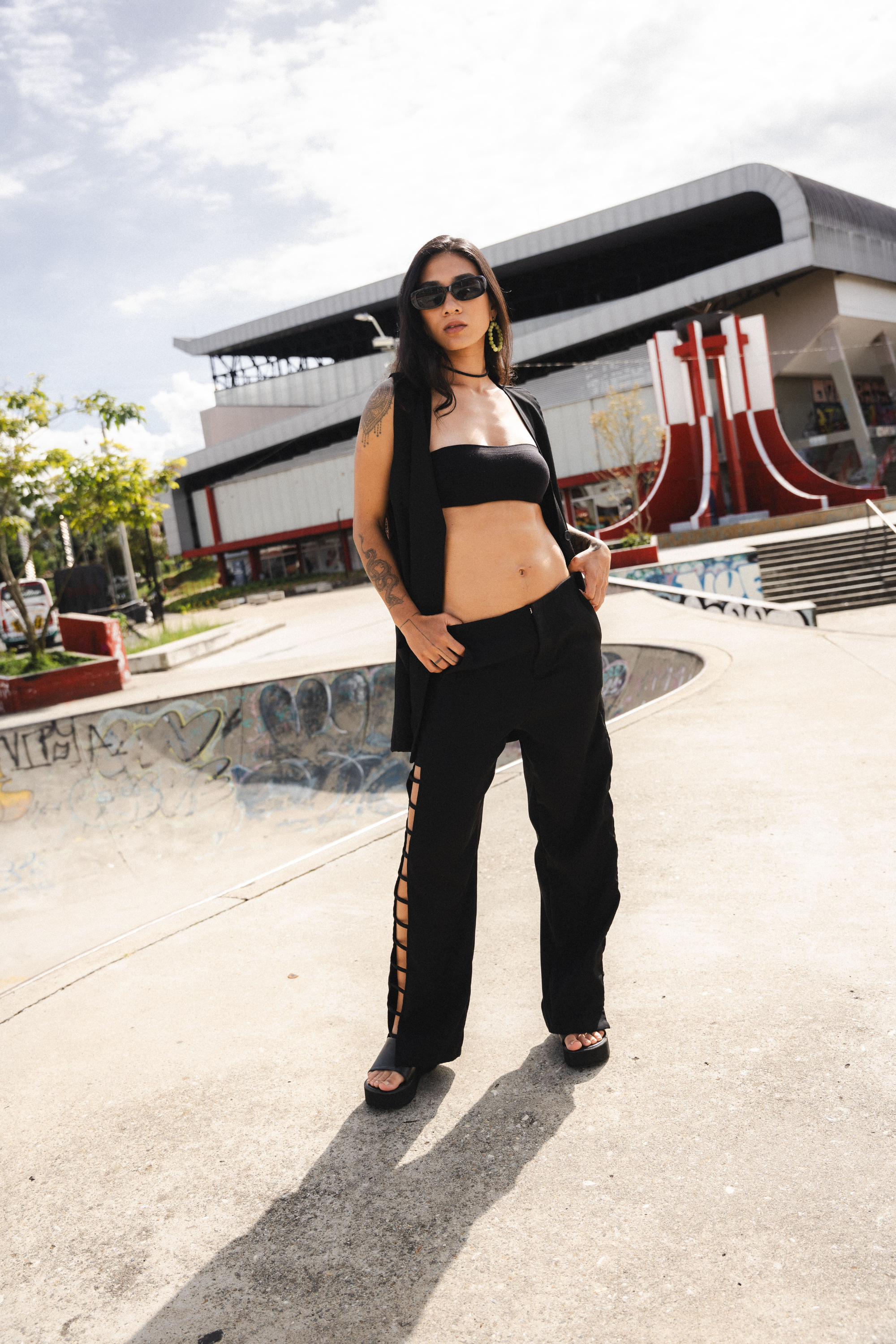 OPEN MIND PANTS IN BLACK